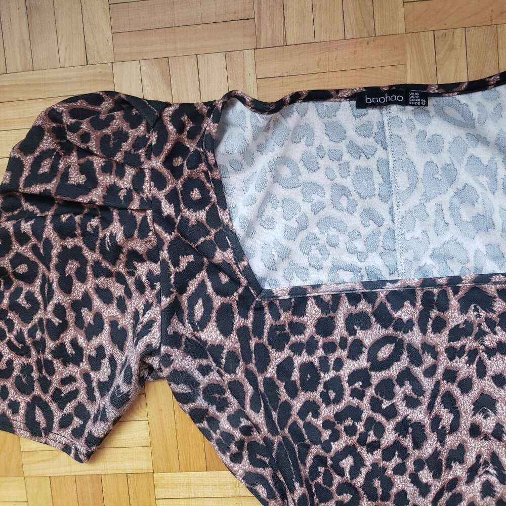 Boohoo Leopard Print Bodycon Mini dress with Puff Sleeve size 12 - Picture 4 of 8